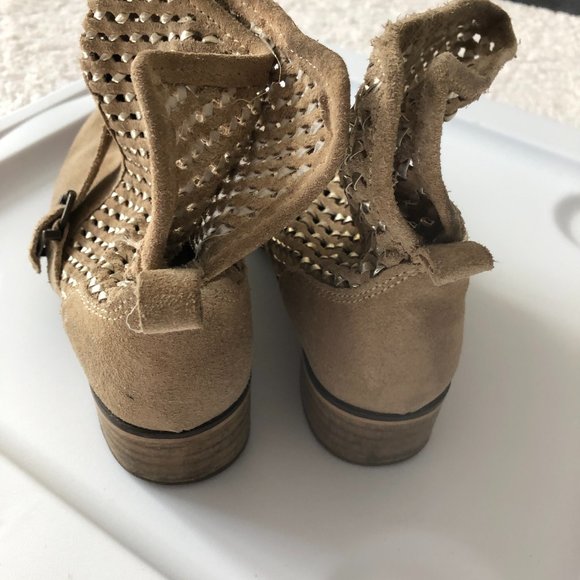 Bershka BSK Womens Suede Spring Summer Boots  Size 40 EU/9.5 US - Picture 3 of 12